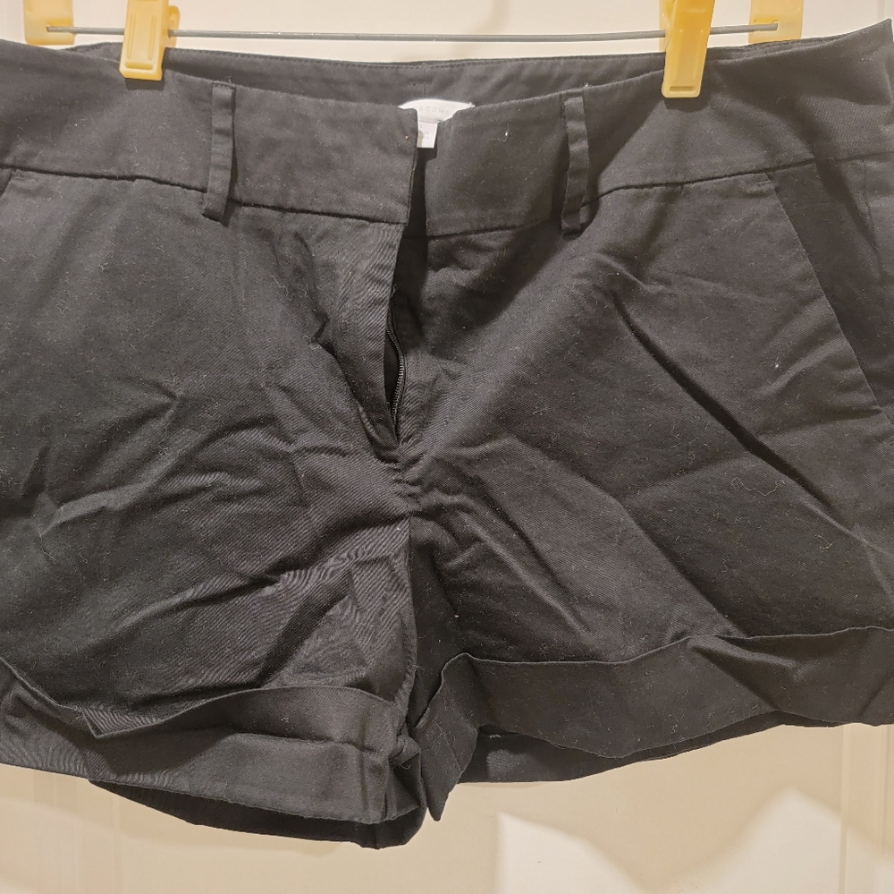 Black 4" shorts